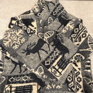 Women Gray and Cream Patterned Shacket